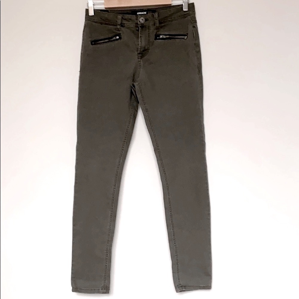 JORDACHE skinny pants